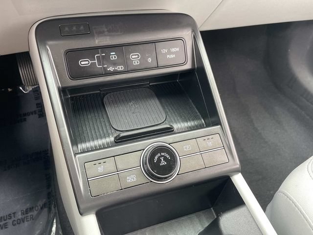 Certified 2024 Hyundai Kona SEL w/ Convenience Package AWD/4WD image 23