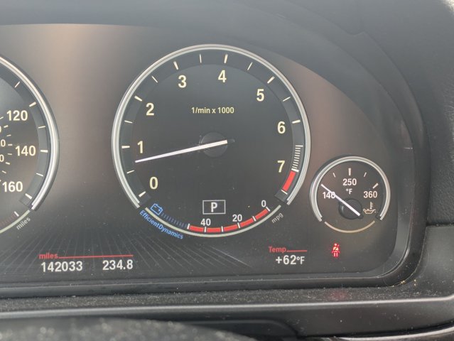 Used 2015 BMW 528i xDrive Sedan AWD/4WD image 11