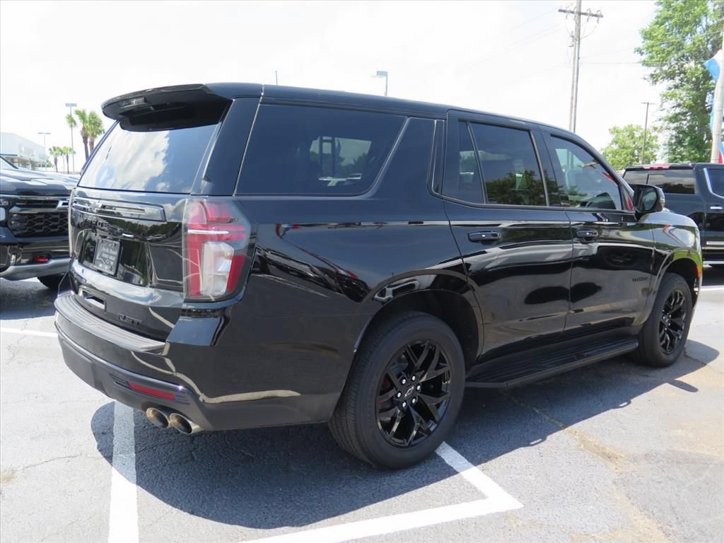 Used 2024 Chevrolet Tahoe RST w/ RST Performance Edition AWD/4WD image 3