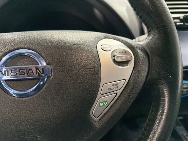 Used 2013 Nissan Leaf SV w/ Premium Pkg image 18