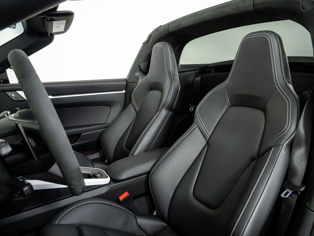 Certified 2026 Porsche 911 Targa 4 GTS image 5