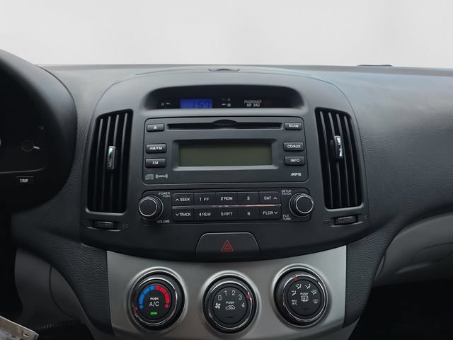 Used 2010 Hyundai Elantra GLS FWD image 16