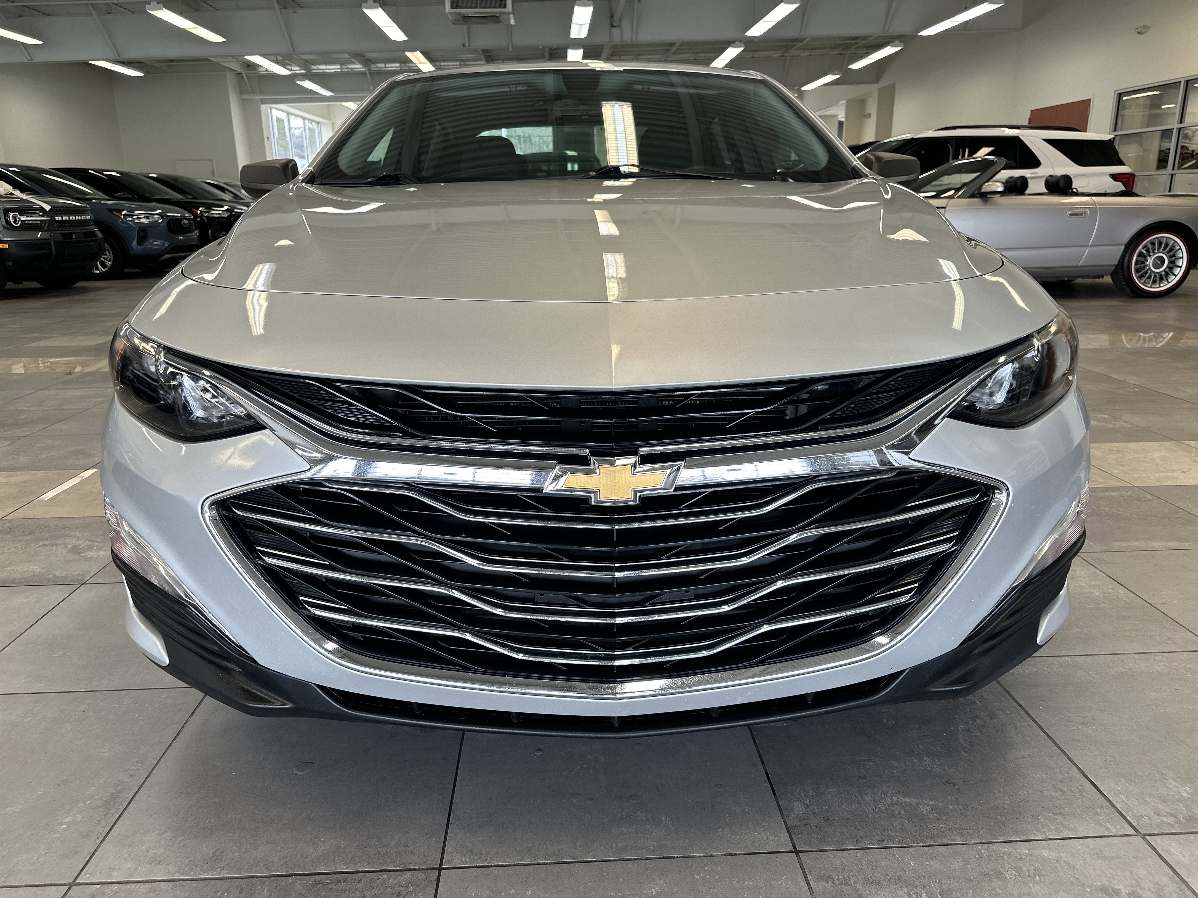 Used 2020 Chevrolet Malibu LS image 17