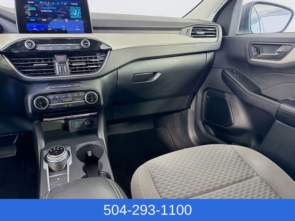 Used 2022 Ford Escape SE image 21