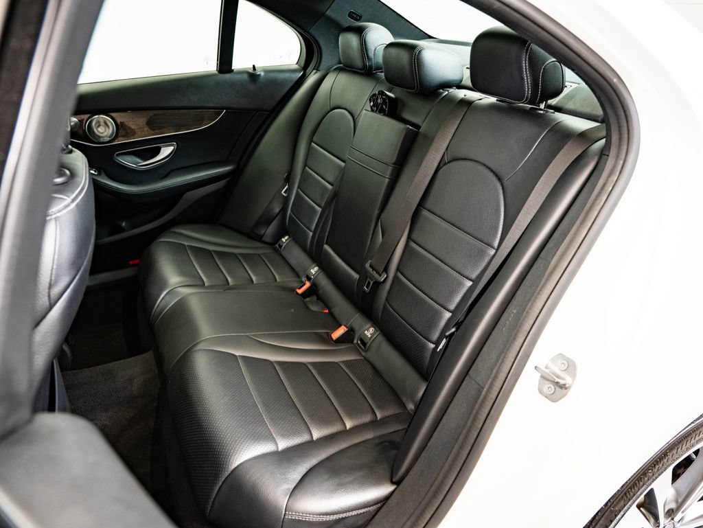 Used 2018 Mercedes-Benz C 300 4MATIC Sedan image 44