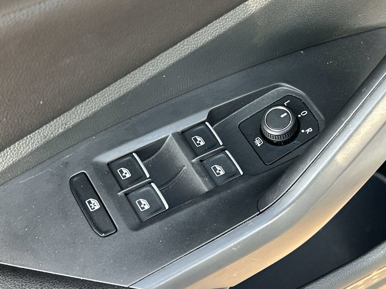New 2026 Volkswagen Jetta Sport FWD image 18
