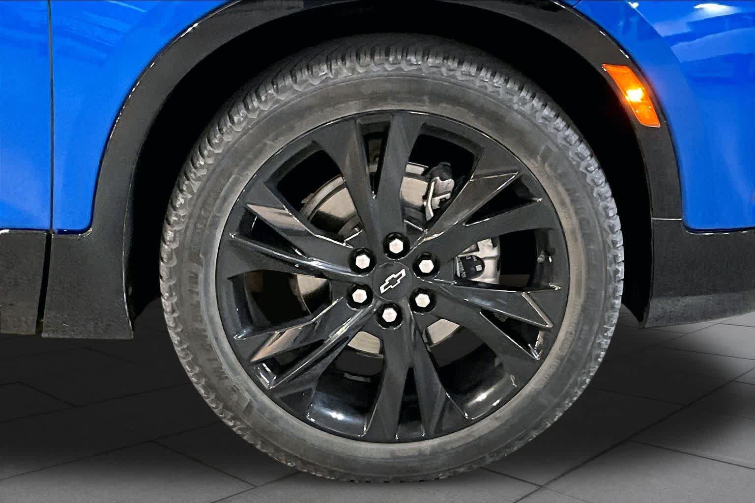 Used 2021 Chevrolet Blazer RS w/ Enhanced Convenience Package FWD image 11