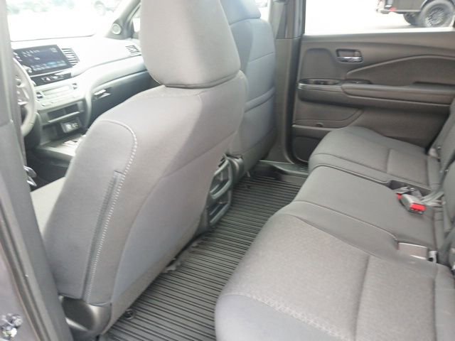 Used 2021 Honda Passport Sport image 14