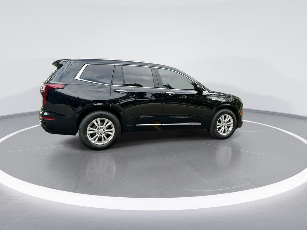 Certified 2024 Cadillac XT6 Luxury w/ LPO, Floor Liner Package AWD/4WD image 9