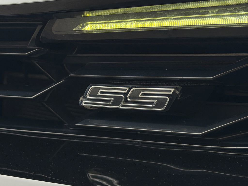 Used 2022 Chevrolet Camaro SS image 11