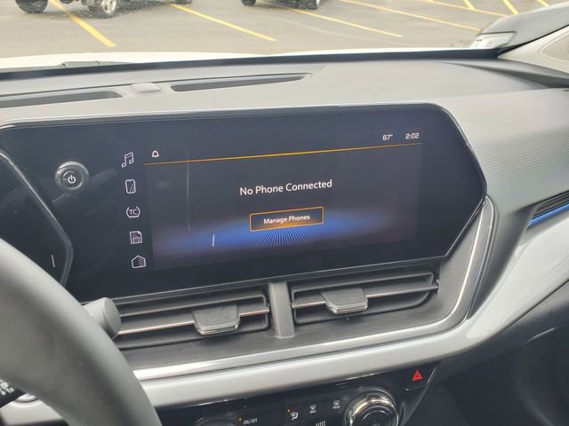 Certified 2024 Chevrolet Trax LT w/ Driver Confidence Package image 28