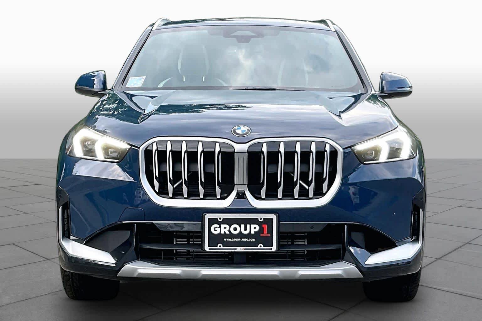 New 2026 BMW X1 xDrive28i w/ Technology Package AWD/4WD image 3