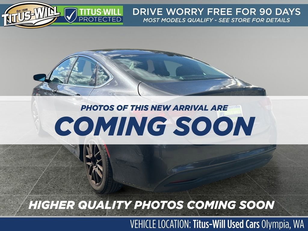 Used 2015 Chrysler 200 LX FWD image 3