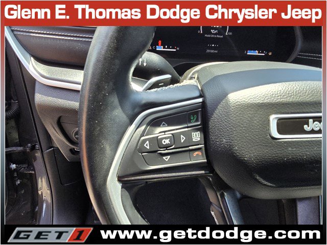 Certified 2022 Jeep Grand Cherokee L Laredo AWD/4WD image 30