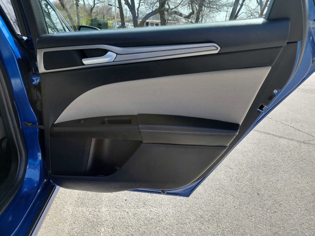 Used 2018 Ford Fusion S image 30