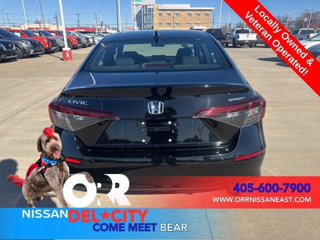 Used 2025 Honda Civic Sport image 4