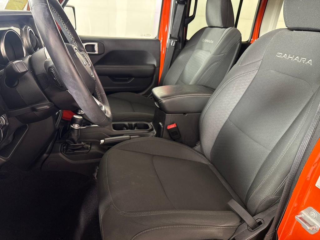 Used 2019 Jeep Wrangler Unlimited Sahara image 12