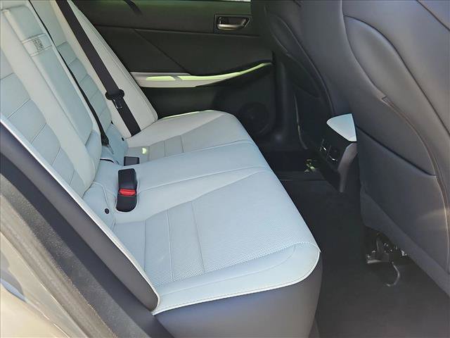 Used 2024 Lexus IS 500 RWD image 28