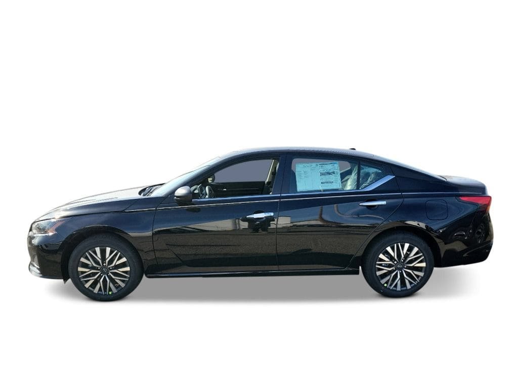 New 2026 Nissan Altima 2.5 SV AWD/4WD image 2