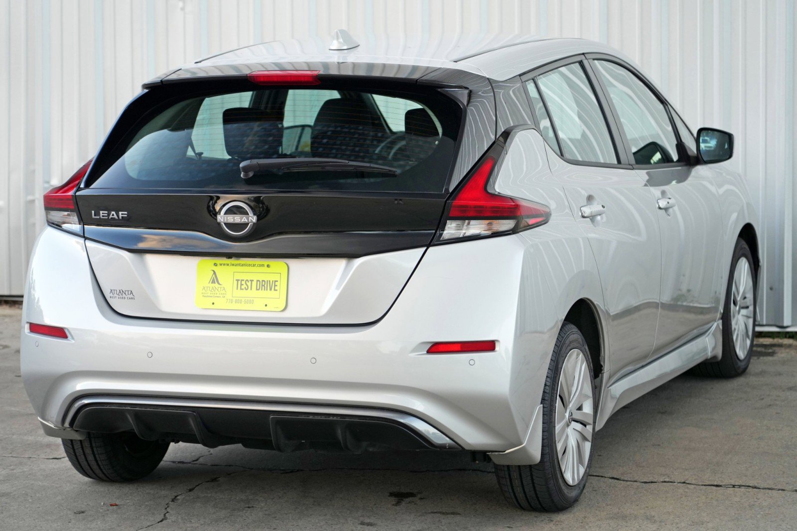 Used 2025 Nissan Leaf S image 45