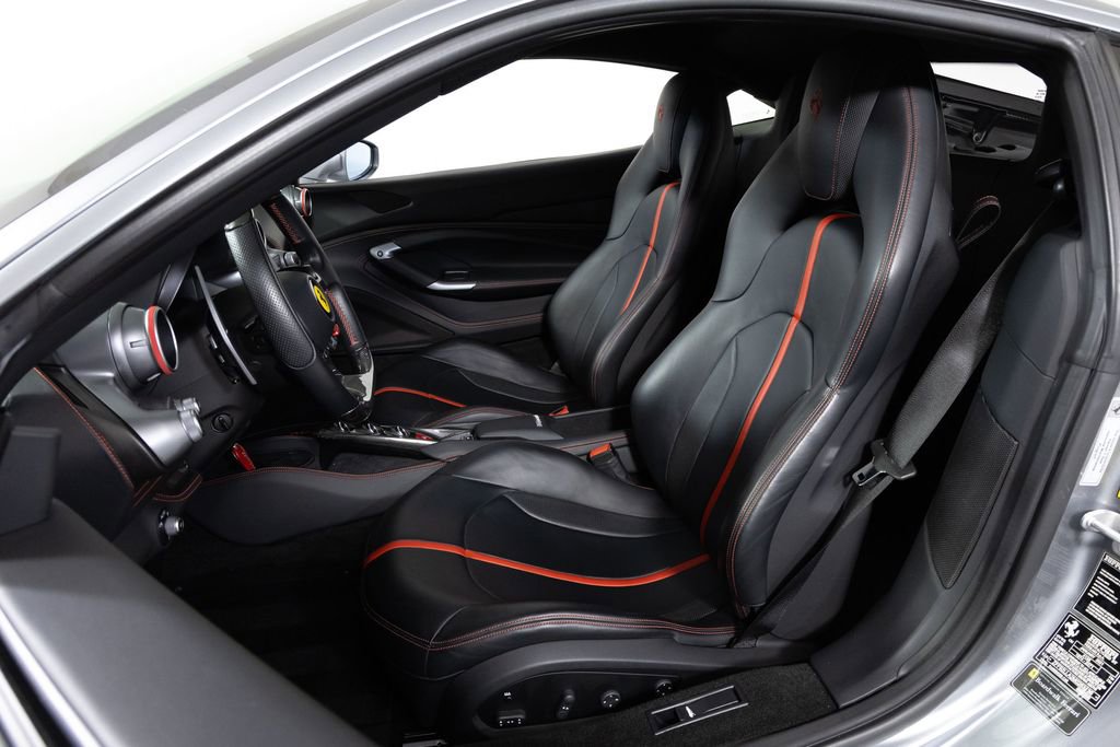 Used 2021 Ferrari F8 Tributo image 5