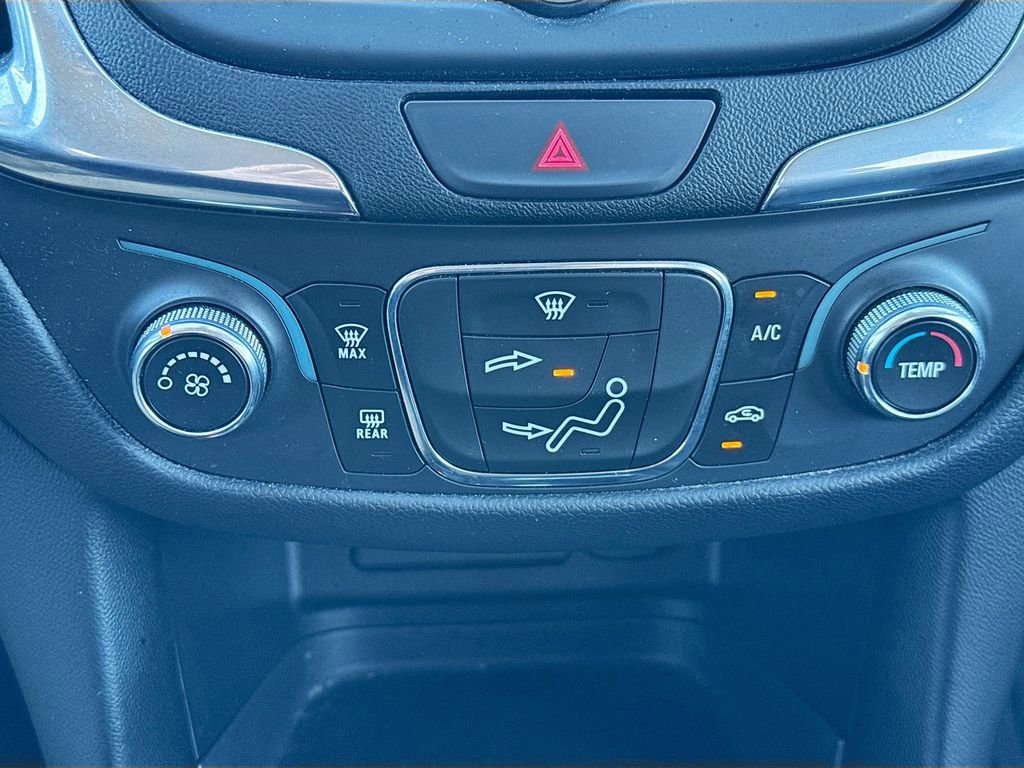 Used 2020 Chevrolet Equinox LT image 15