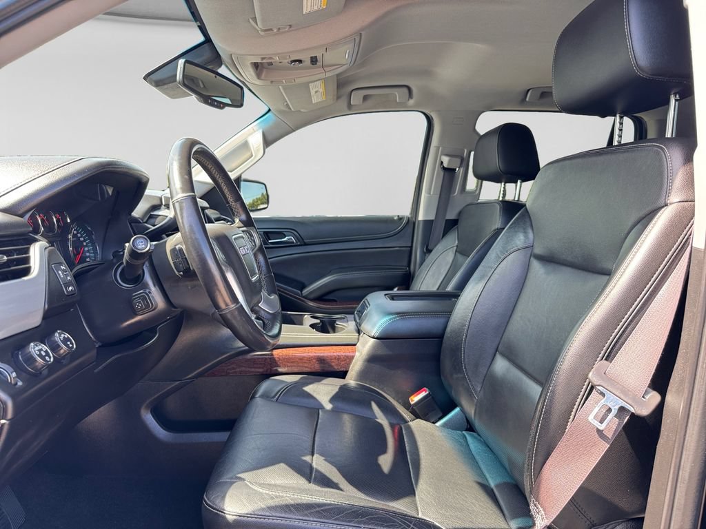 Used 2017 GMC Yukon SLT AWD/4WD image 20