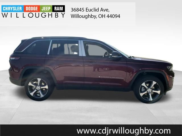 New 2024 Jeep Grand Cherokee Limited w/ Luxury Tech Group II image 4