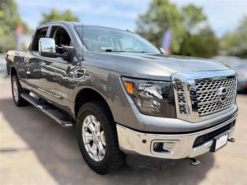 Used 2016 Nissan Titan SL AWD/4WD image 3
