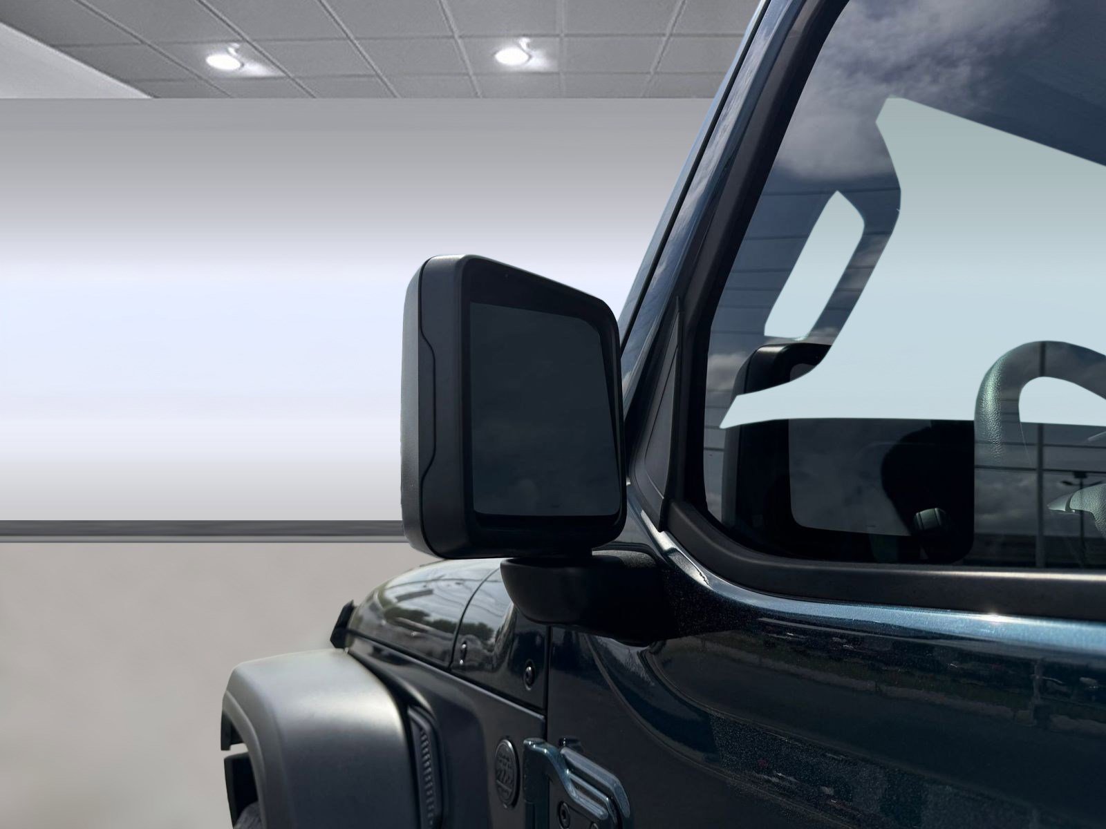 Used 2025 Jeep Wrangler Unlimited Sport AWD/4WD image 22