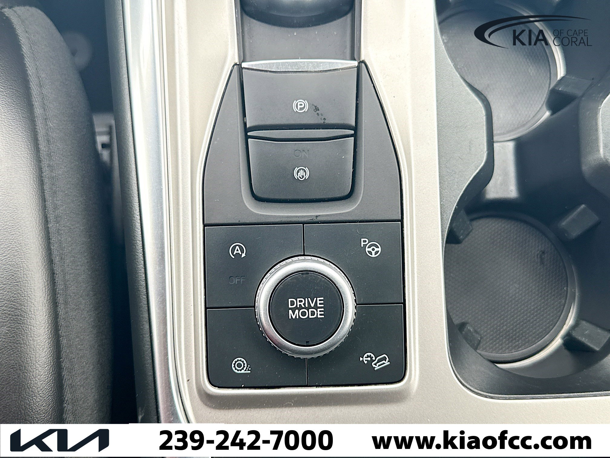 Used 2020 Ford Explorer Platinum w/ Premium Technology Package image 31