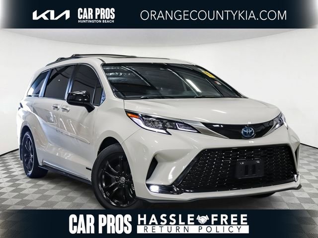 Used 2021 Toyota Sienna XSE w/ XSE Plus Package