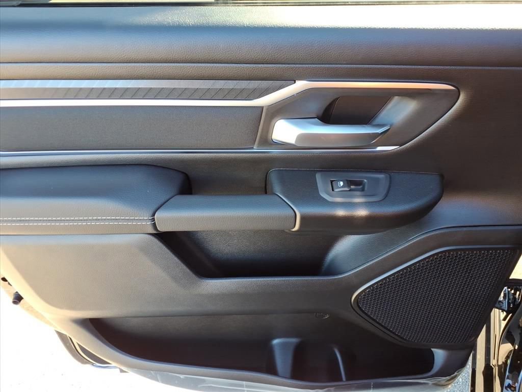 New 2025 RAM 1500 Big Horn image 32