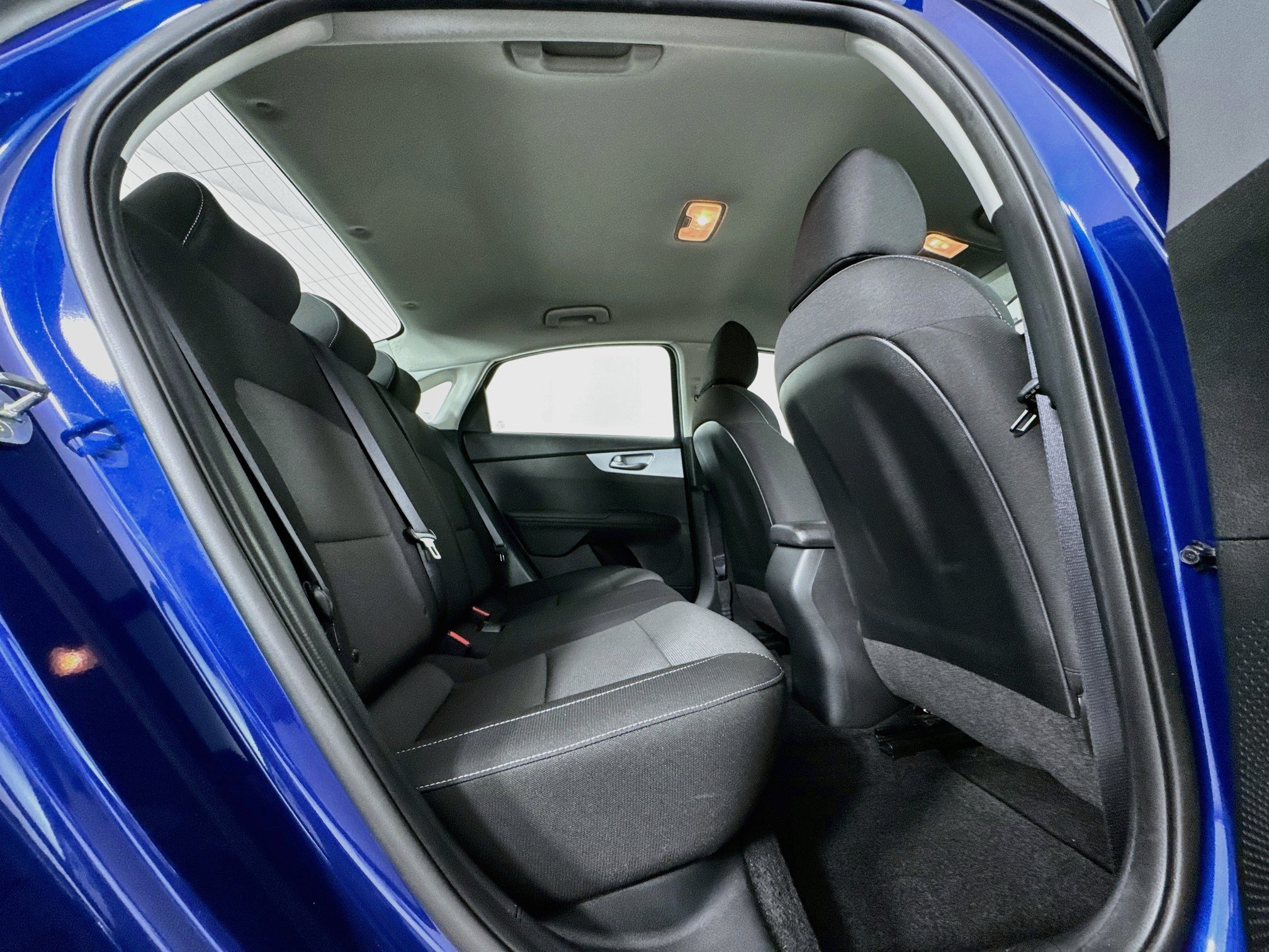 Used 2023 Kia Forte LXS FWD image 25