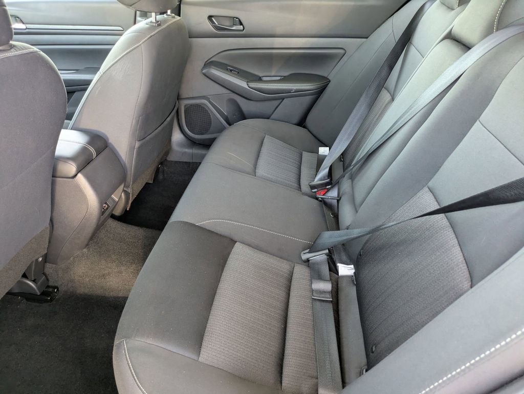 Used 2025 Nissan Altima 2.5 SV image 27