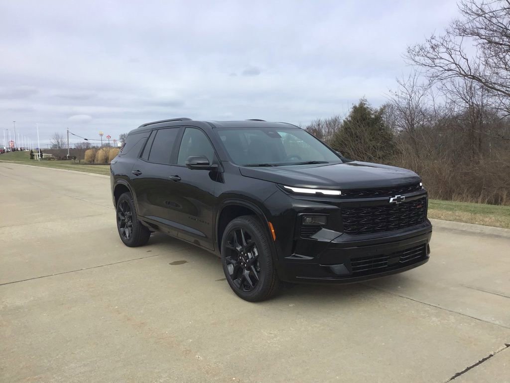 New 2026 Chevrolet Traverse RS image 1