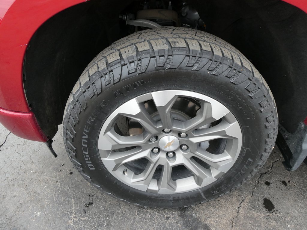 Used 2023 Chevrolet Silverado 1500 High Country w/ Technology Package image 12