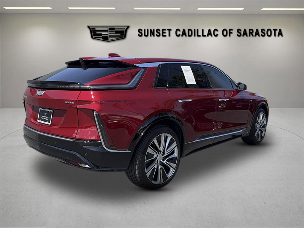Certified 2025 Cadillac Lyriq Luxury w/ Nappa Leather Package RWD image 3