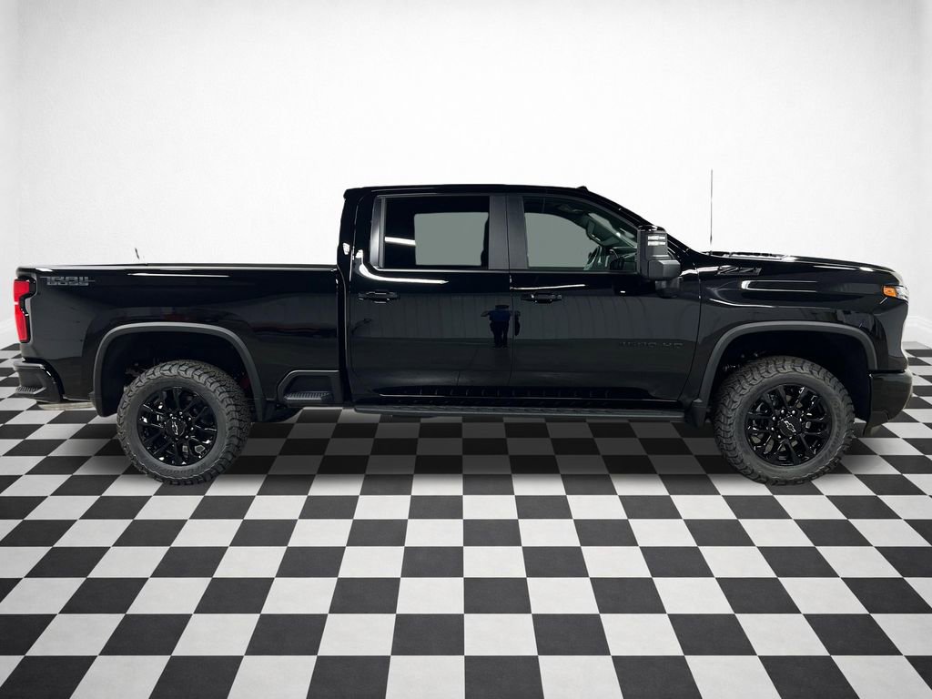 New 2026 Chevrolet Silverado 3500 LT w/ Trail Boss Package AWD/4WD image 2