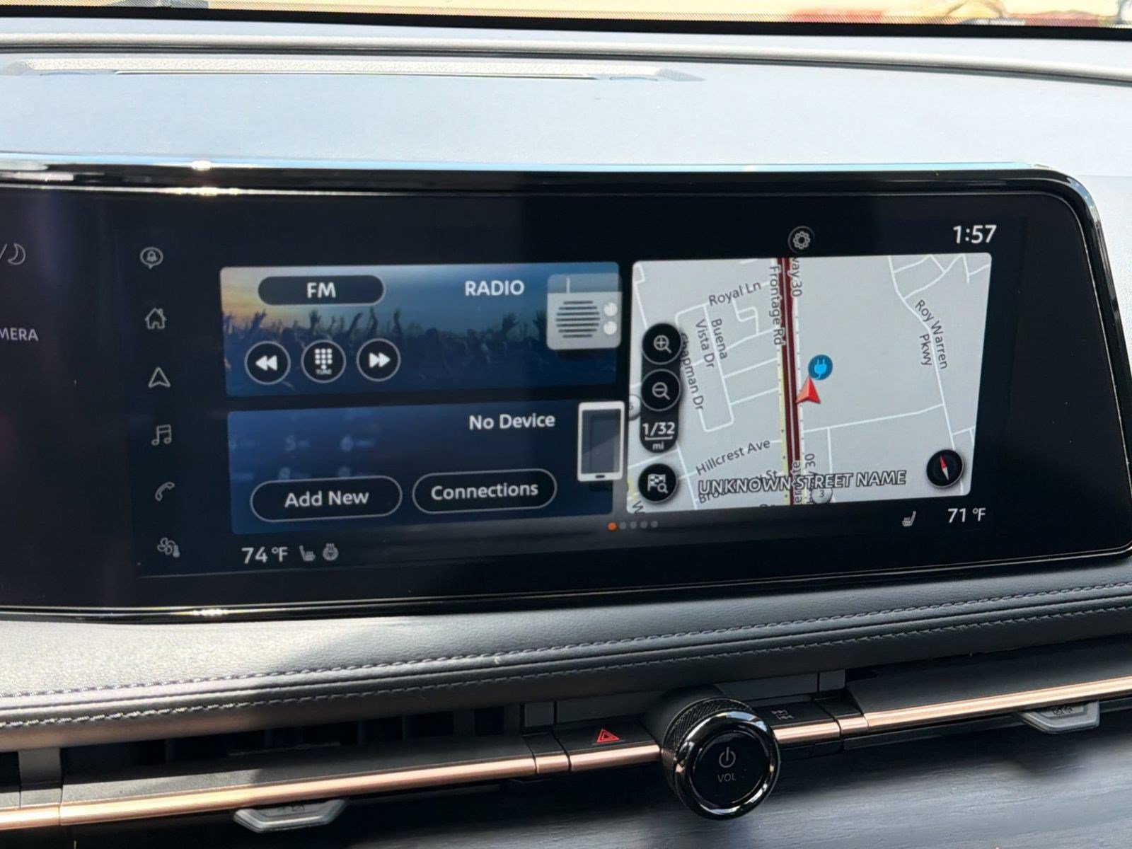 Used 2023 Nissan Ariya FWD image 22