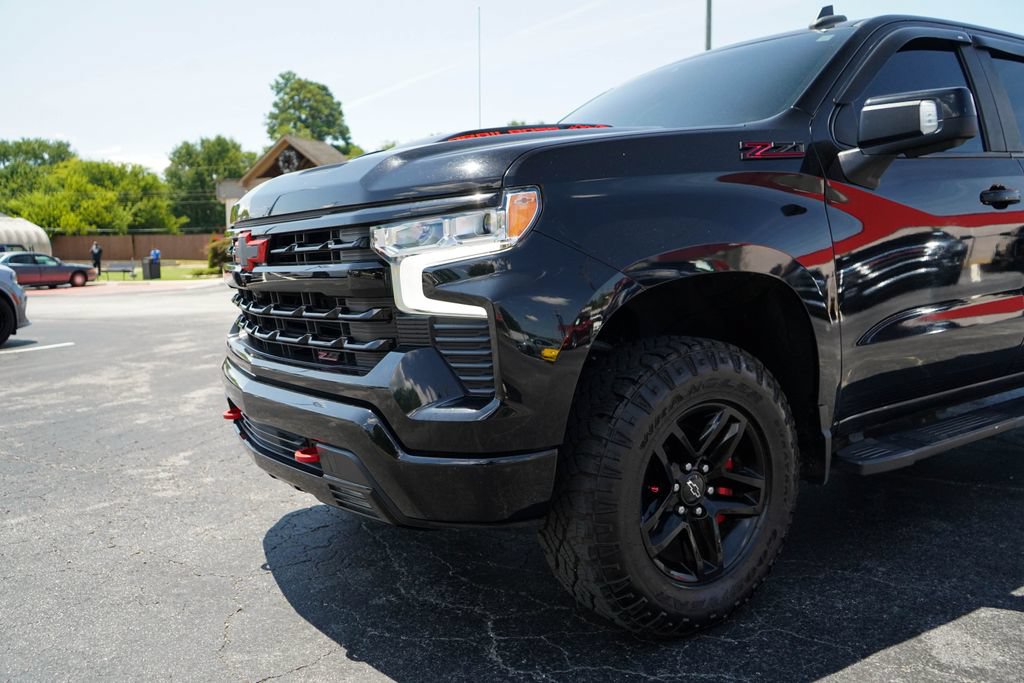 Used 2022 Chevrolet Silverado 1500 LT Trail Boss w/ LT Trail Boss Premium Package AWD/4WD image 17