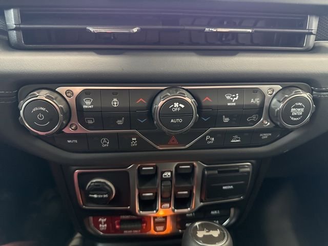 New 2026 Jeep Wrangler Unlimited Rubicon w/ Safety Group AWD/4WD image 23