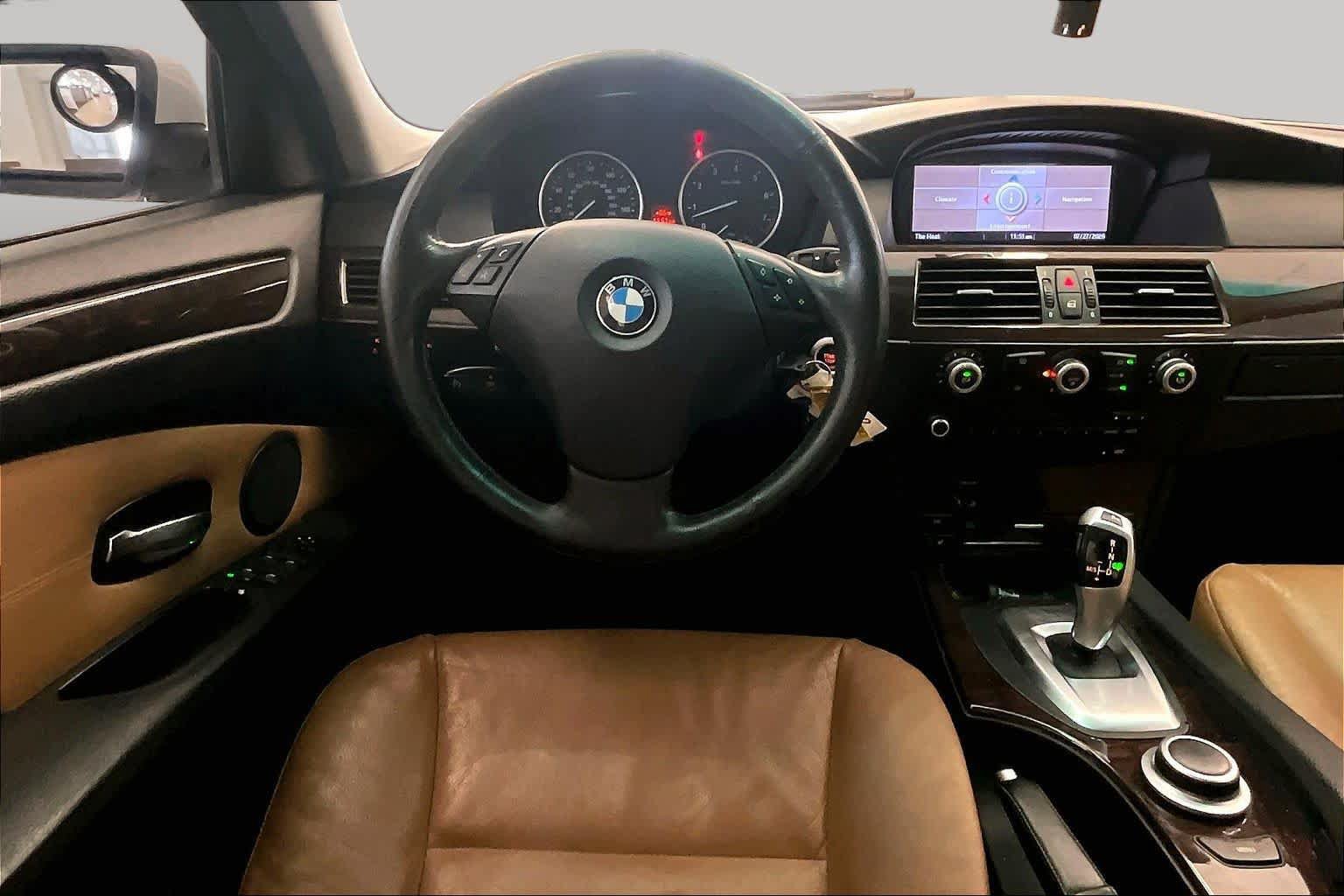 Used 2008 BMW 528xi Sedan AWD/4WD image 5