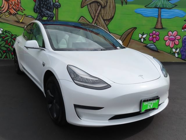 Used 2019 Tesla Model 3 Standard Range RWD image 1