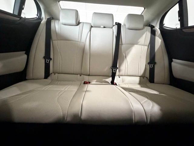 Used 2025 Lexus ES 300h Ultra Luxury w/ Accessory Package (Z1) FWD image 15