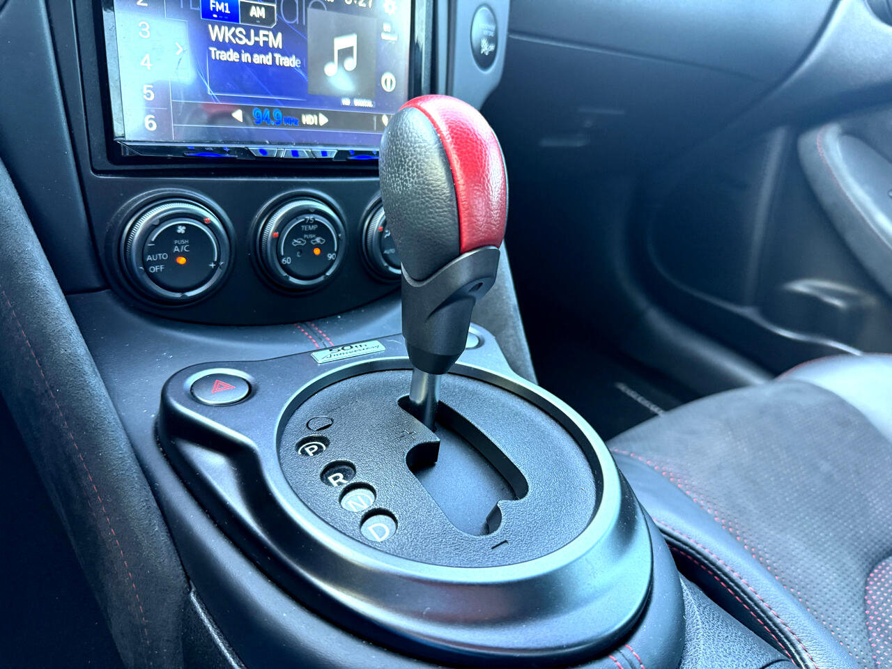 Used 2020 Nissan 370Z Coupe image 29