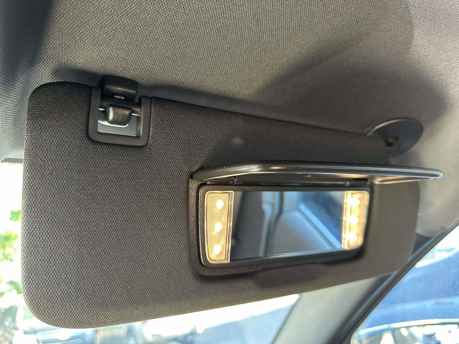 Certified 2023 Chevrolet Equinox RS image 30