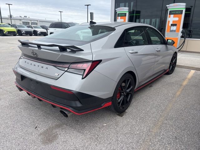 Certified 2025 Hyundai Elantra N Base image 7