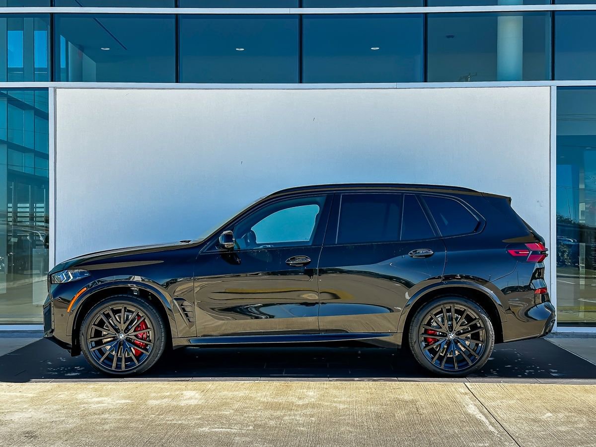 New 2026 BMW X5 M60i image 8