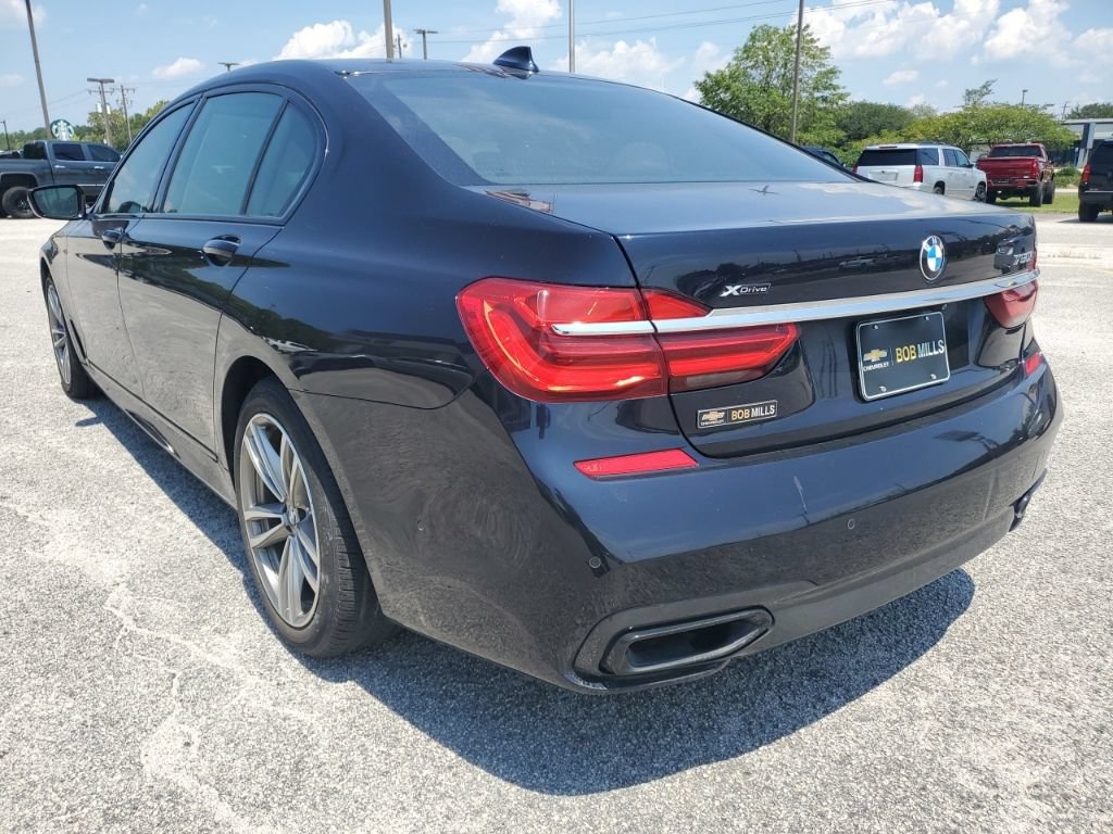 Used 2018 BMW 750i xDrive AWD/4WD image 3